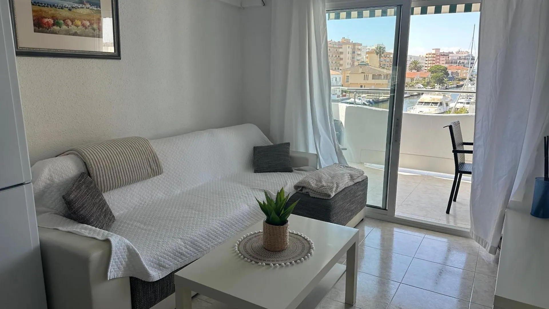 Apartment Bonito Apartamento En Roses Zona Familiar Spain